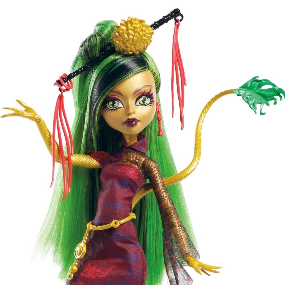 Monster High Scaris: City of Frights Jinafire Long Doll